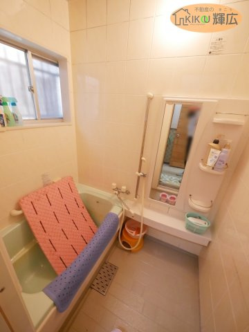 姫路市宮上町2丁目　中古戸建の浴室