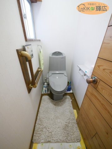 姫路市宮上町2丁目　中古戸建のトイレ
