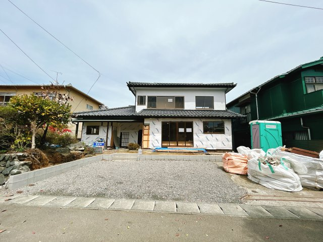 いわき市明治団地 中古住宅　陽当たり良好！ 4LDK 不動産プラス