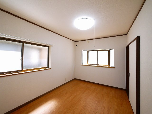 奈良市恋の窪戸建の内装|おしゃれな内装です