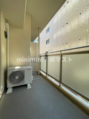 大阪市中央区十二軒町の賃貸マンションのバルコニー