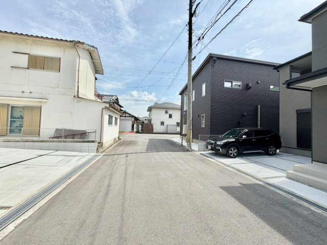 泉佐野市南中樫井新築戸建の前面道路含む現地写真|前面道路