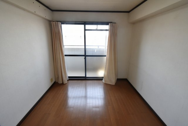 南甲子園ハイツの子供部屋