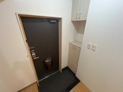 【玄関】 | グランチェスタ．冬野 | 玄関