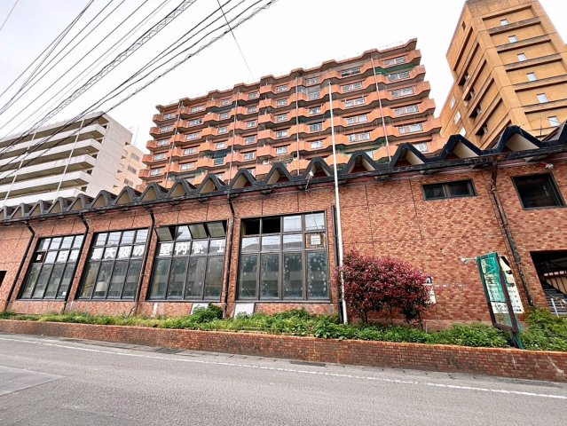 ロイヤルレジデンス２号館の外観