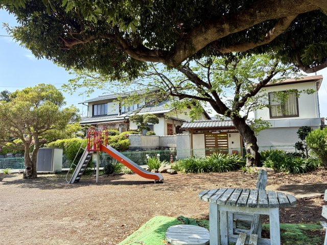 売中古戸建　沼津市下香貫大久保のその他|家の前の公園側から見た物件の眺望です。