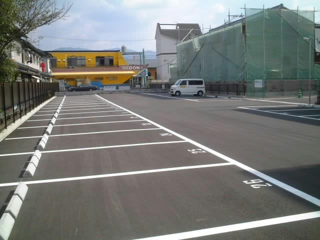 堀毛西駐車場の外観