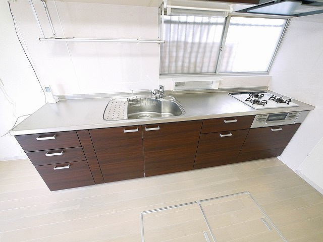 大和郡山市九条町戸建てのキッチン