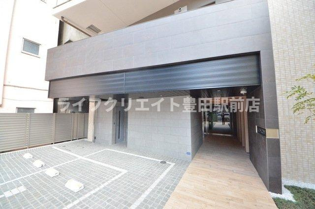 プライマル八王子横山町のエントランス