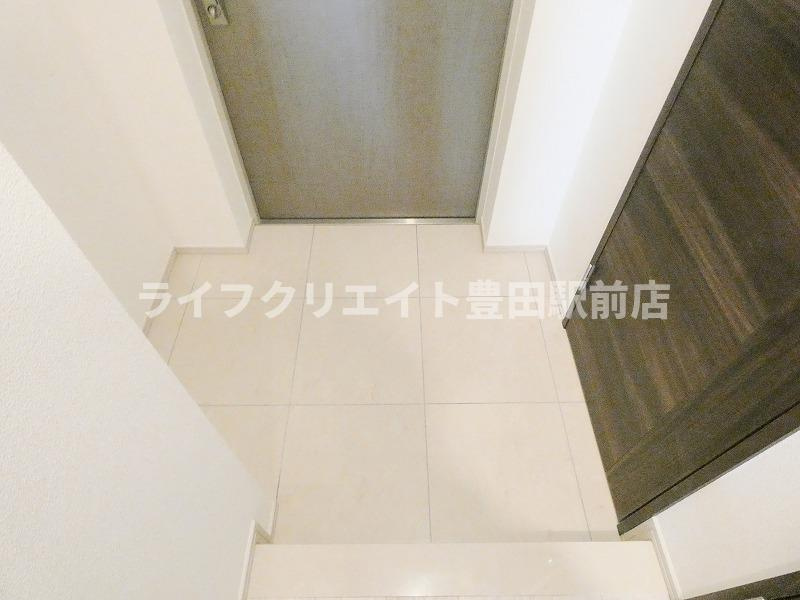 プライマル八王子横山町の玄関