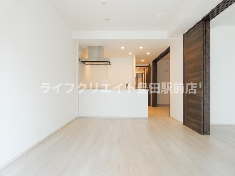 プライマル八王子横山町の居間・リビング