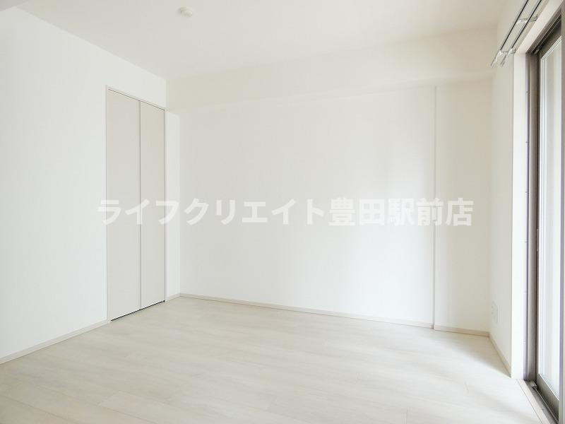 プライマル八王子横山町の居間・リビング