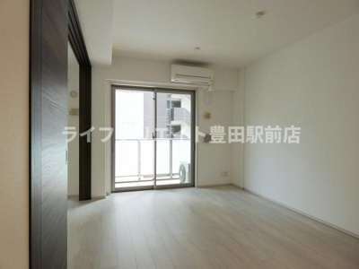 【居間・リビング】 | プライマル八王子横山町 | ※退去予定のため別部屋のイメージ写真です※