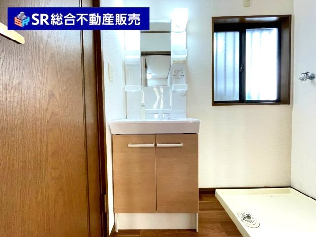 豊浦町中古戸建のバルコニー|2面にバルコニーがあります♪