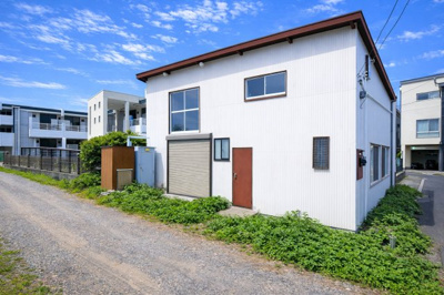 【外観】 | ◆◇港南区下永谷６丁目　売地◇◆ | ◆一戸建てを中心とした街並みが整然と続き、周辺は高い建物が建っていないので、緑の多い閑静な趣を感じる環境です。街並みや周辺環境も重要なポイントです！！
