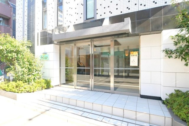 THE Grande regalo 東日暮里のエントランス