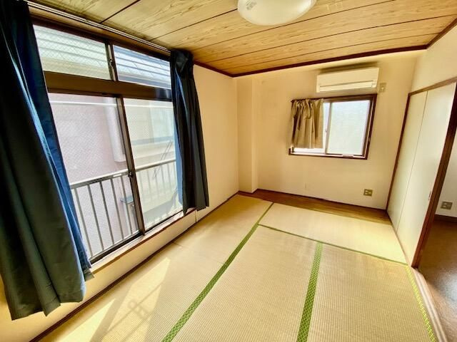 西ヶ原コーポの和室