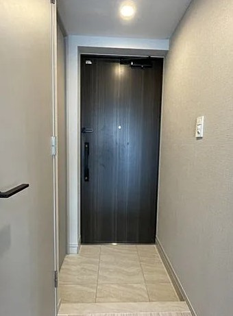 レスピール蓮根 の玄関