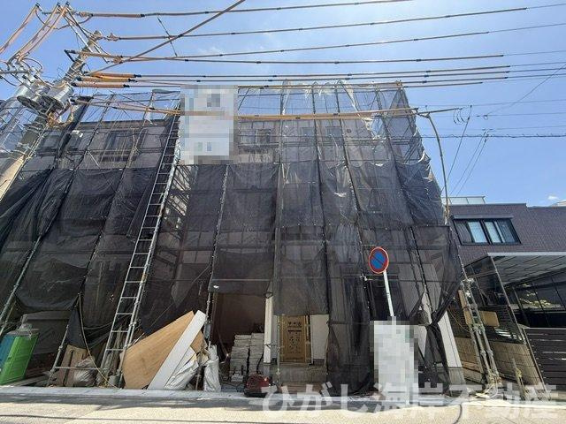 平塚市夕陽ヶ丘　新築戸建　全２棟の外観|5月11日撮影　建築中　現地外観