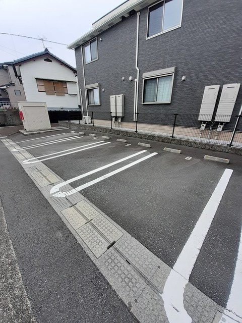 コンフォールＨの駐車場|駐車場