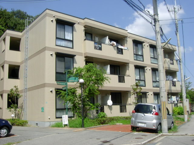 岡田山ハイツ
