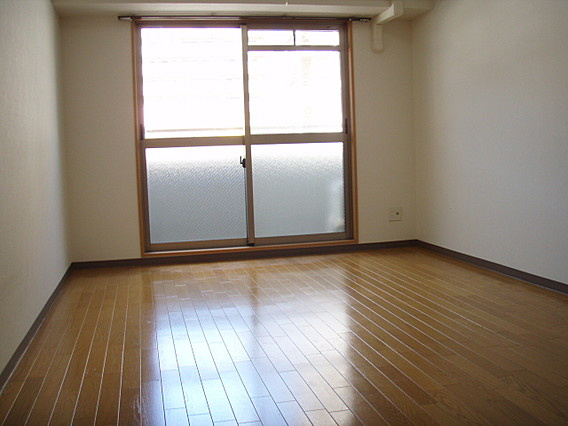 ザ・シティ王子公園の洋室