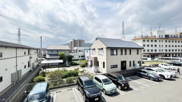 クレストコートの展望