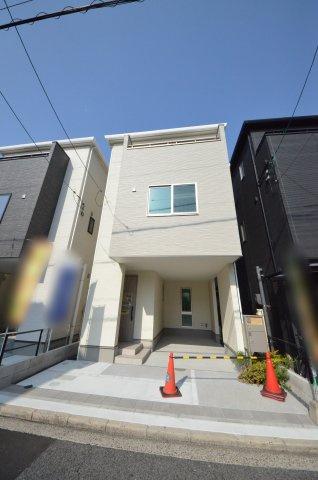 旭二丁目の外観|車種により駐車2台可能です