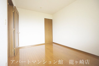 【洋室】 | ガーデンパレスＢ