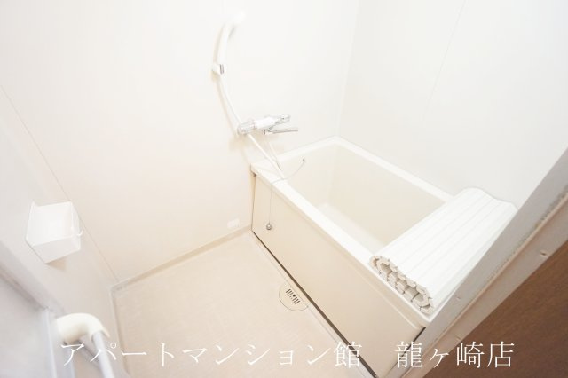 ガーデンパレスＢの浴室