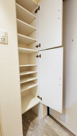アプレシティ両国の収納|シューズクロゼット