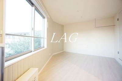 【居間・リビング】 | グランブルー杉並 | 洋室のお部屋です。