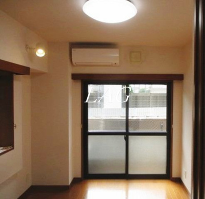 【居間・リビング】 | フェニックス富士見ヶ丘 | 洋室のお部屋です。