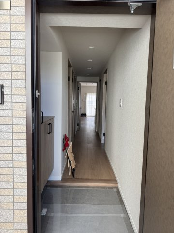 コンフォートビラ高見馬場の玄関|毎日通る玄関はこちらです