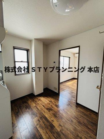 仲介手数料0円！キャッスルM&Kの居間・リビング
