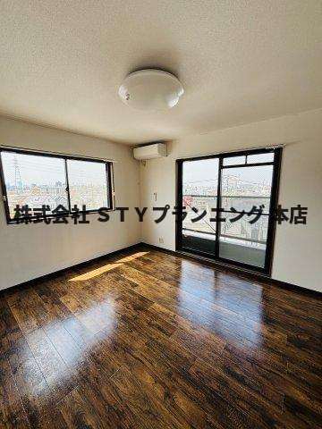仲介手数料0円！キャッスルM&Kの洋室