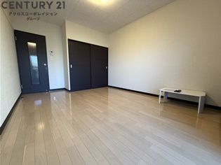レオネクストさくら五段坂2の居間