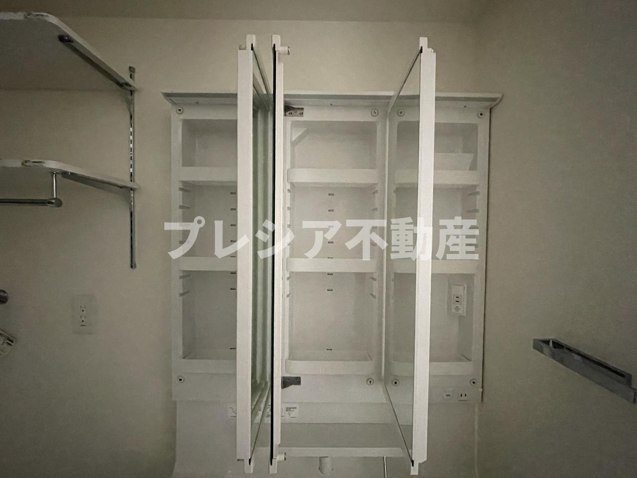 AZURE天道町の洗面所