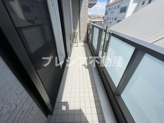 AZURE天道町のバルコニー