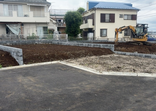 【外観】 | 土地の面積＝住宅面積ではありません。建ぺい率の問題などで、土地のある場所によって住宅を建てられる面積は限られています。高さもしかり、「土地」という言葉の中には、建築条件も含まれると考えておきましょう。