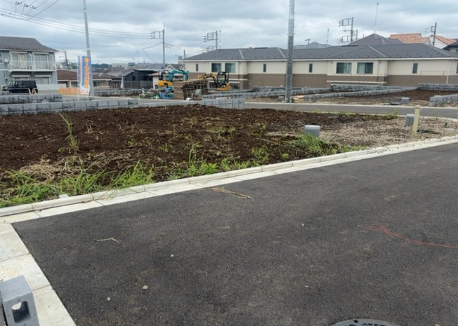 【外観】 | 土地探しをしていると都市計画区域という言葉を目にすると思います。法律によって、都道府県知事や国土交通大臣が指定するエリアのことを指しており、都市計画区域は市街化区域と市街化調整区域に分けられています。