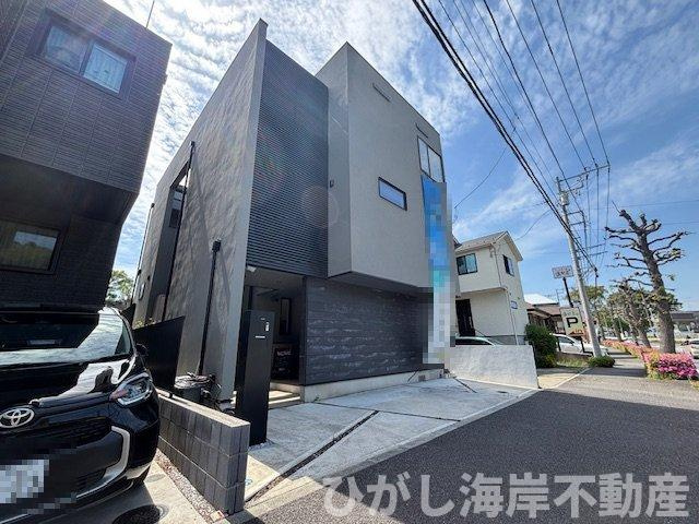 藤沢市大庭　中古戸建の前面道路含む現地写真|現地外観