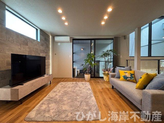 藤沢市大庭　中古戸建のダイニング|7.9帖　リビング
