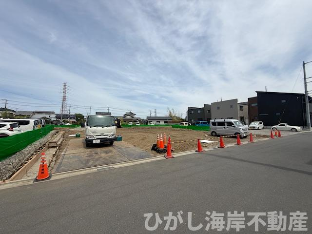 平塚市東真土４丁目　売地　全４区画の外観|4月18日撮影　造成工事中　現地外観