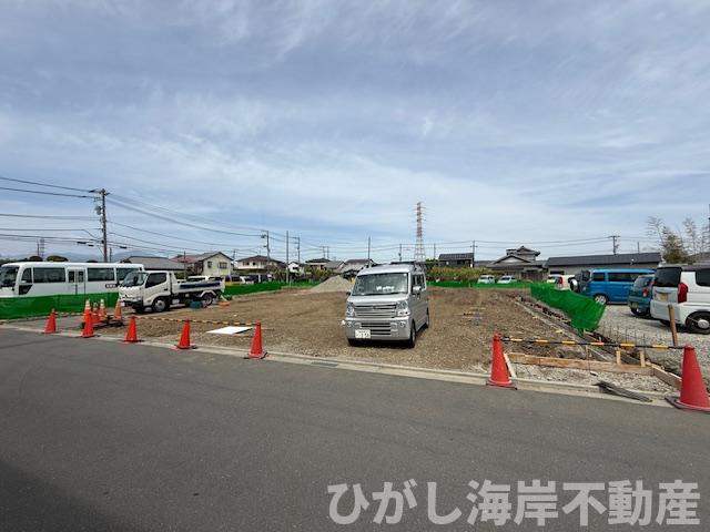 平塚市東真土４丁目　売地　全４区画の外観|4月18日撮影　造成工事中　現地外観
