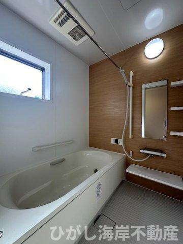 藤沢市辻堂東海岸３丁目　中古戸建の浴室|浴室乾燥機付きユニットバス