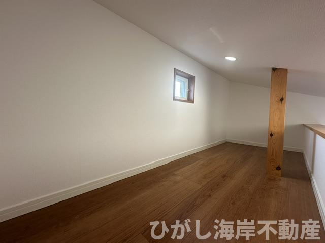 藤沢市片瀬2丁目　中古戸建の内装|新規リフォーム完了！　屋根裏収納
