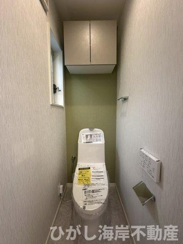 藤沢市片瀬2丁目　中古戸建のトイレ|新規リフォーム完了！　洗浄機能付きお手洗い