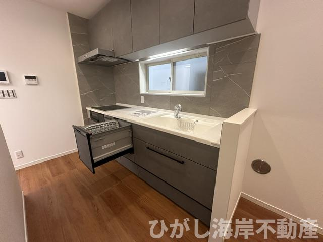藤沢市片瀬2丁目　中古戸建のキッチン|新規リフォーム完了！　キッチンスペース