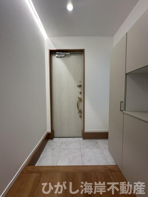 藤沢市片瀬2丁目　中古戸建の玄関|新規リフォーム完了！　玄関